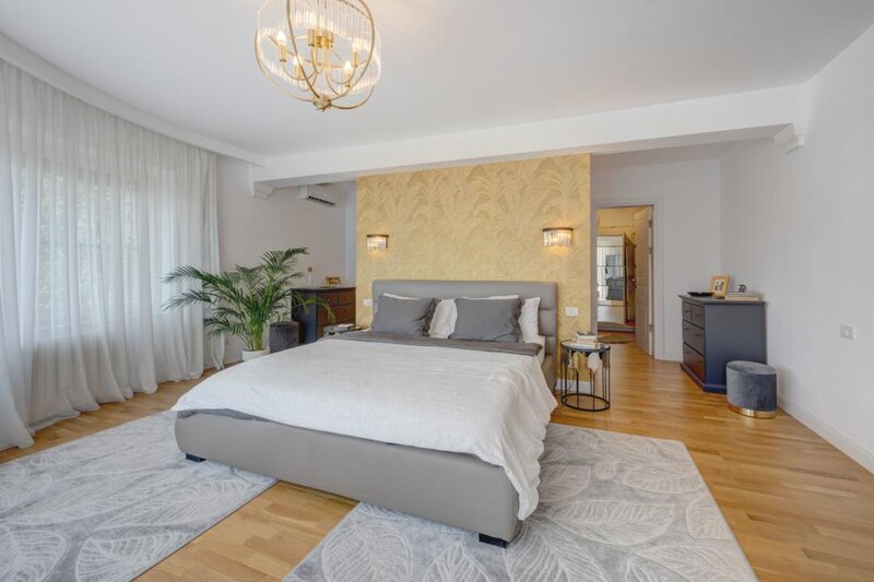 Pipera, vila lux, 6camere, curte, 4 dormitoare, Iancu Nicolae, mobilat, utilat